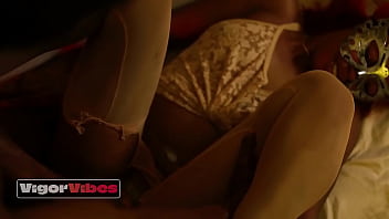 All natural ebony babe jun takes a big black cock