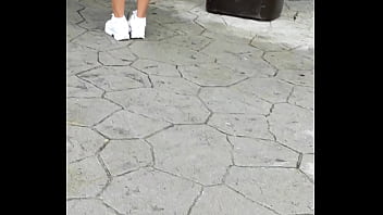 Mulher Goatosa Com Short Curto thumbnail