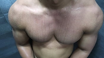 Hercules Flexing Hard thumbnail