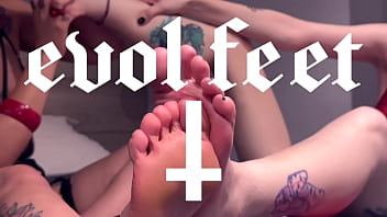 I want you to run your tongue between my toes