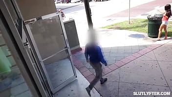 Officer mike mancini gives anna claire clouds exactly what she wants