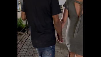 Exibição e pirocada dentro do carro com fã