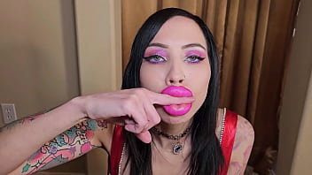 I love deep throating and swallowing cum