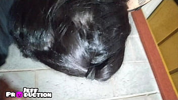 Latina chupando com vontade