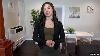 Blonde bombshell taking the prize