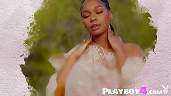 Big ass ebony babe nyla exposed nice body after hot striptease