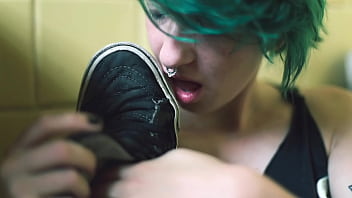 It's a punk rock foot party