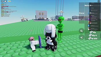 Meia irma peituda sendo amassada pelo irmao