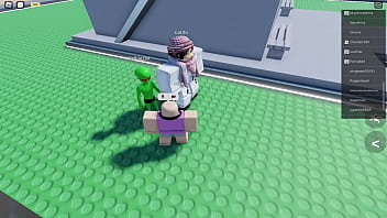 Meia irma peituda sendo amassada pelo irmao