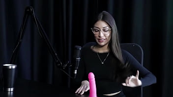 Nunca deu liberdade para a família a mãe não gosta de sexo a diferença do garganta profunda melina khalifa watch sheer red