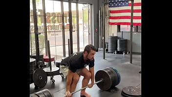 More strong boi shid