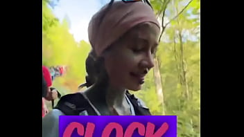 A little running now we’re walking ️ ️do you prefer running or walking to clear your mind #run