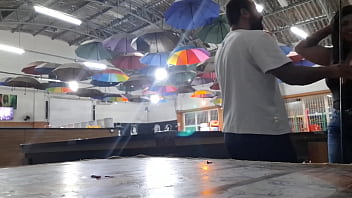 Sinuca do ela perdeu o jogo e ganhou rola na buceta