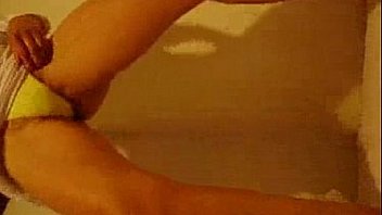 Quiere que le instale un tubo para baile mas agusto