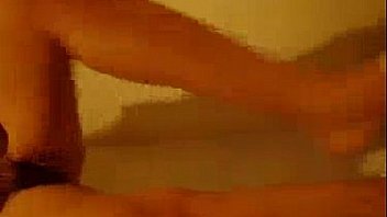 Quiere que le instale un tubo para baile mas agusto