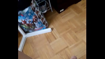 Me agarre a mi roomate calientota