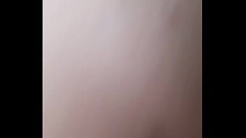 Me agarre a mi roomate calientota