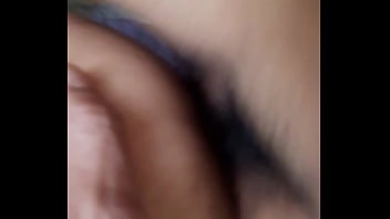 Me agarre a mi roomate calientota