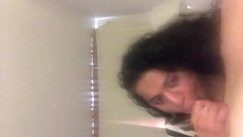 La negra chupa pijas