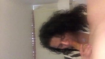 La negra chupa pijas