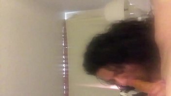 La negra chupa pijas