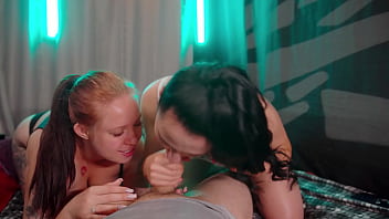 Deepthroat competition who can do it longer and better