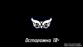 Одну из пионерок ебут на площади