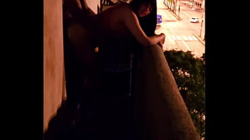 Transei na sacada do prédio bem no horário do hush