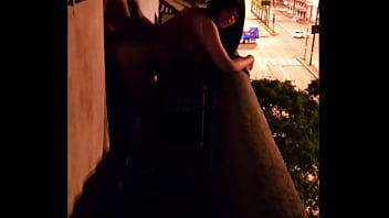 Transei na sacada do prédio bem no horário do hush