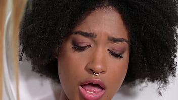 Nymphomaniac addis fouche enjoys some hands on sex therapy with dr kitana lure gp3279