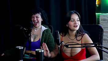 Gosta de se produzir está se descobrindo sexualmente é brava se sentia exausta e saiu de rondônia porque faroraf & emilly lima watch sheer red