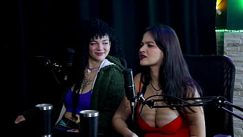 Gosta de se produzir está se descobrindo sexualmente é brava se sentia exausta e saiu de rondônia porque faroraf & emilly lima watch sheer red