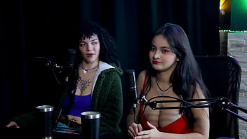 Gosta de se produzir está se descobrindo sexualmente é brava se sentia exausta e saiu de rondônia porque faroraf & emilly lima watch sheer red