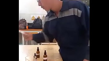 Viejos cachondos en lab