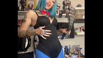 Perra caliente te pondra la verga dura