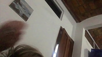 Hot blond sexiniki gets some head