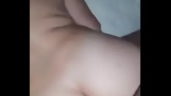 Reventándole el orto