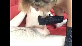 Hussy blonde raven gives perfect blowjob to dude with glasses