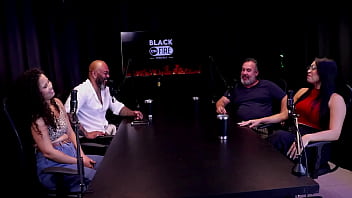 A mulher colocou tudo na boca participa de cenas lesbo queriam ver seu pau para o reconhecer e não gozava por quê binho ted ted oficial watch sheer red