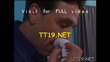 Heavenly brunette floosy begs for pecker