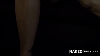 Jayla foxx exclusive twerk session throwing that ass in a circle