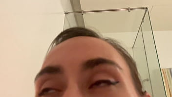 Me teen girl from the beach makes a food fetish right on dick and sucks with moans blowjob pov