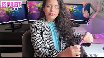 Previa gozando para a chefe punheta guiada