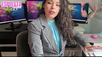 Previa gozando para a chefe punheta guiada