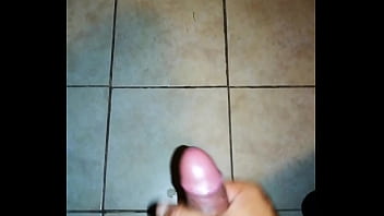 Soltando Mucha Leche thumbnail