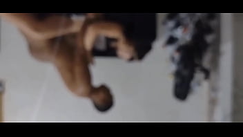 Minha buceta tá molhada mas sem goza dentro