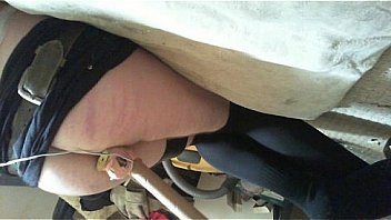 Stripingitspussycheekswhileboiholeisvibedwell