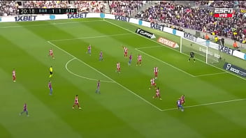 La Xavineta Pincha Las Llantas Del Autobús De Simeone thumbnail