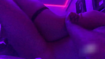 I want to fuck her gorgeous figure without stopping