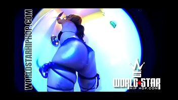 Blk whore masturbation pussy